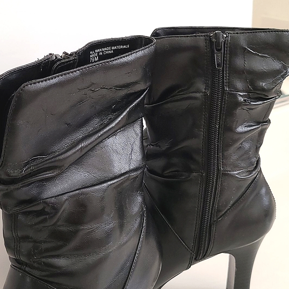 ๐ฅSEE NEW LISTING๐ฅ Diba Boots - Picture 11 of 16